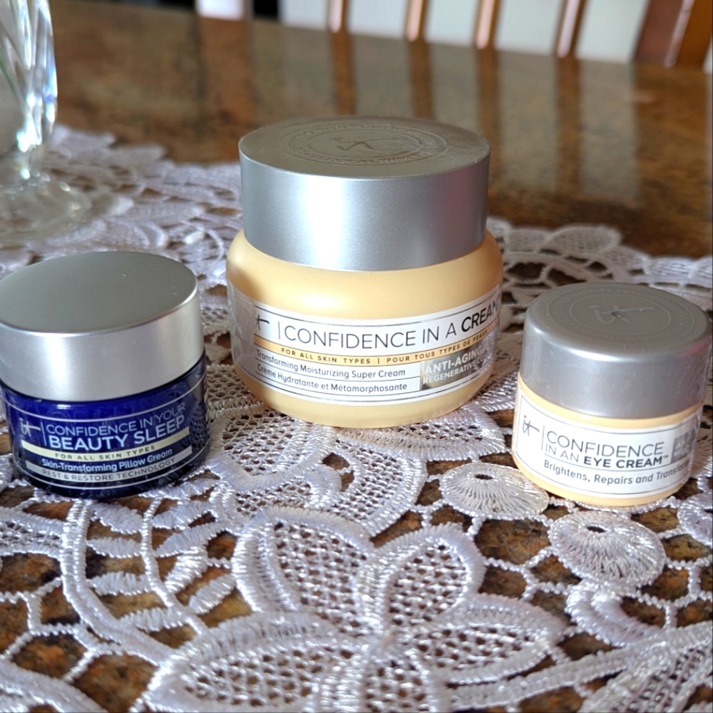 IT Cosmetics Confidence in a Cream Set